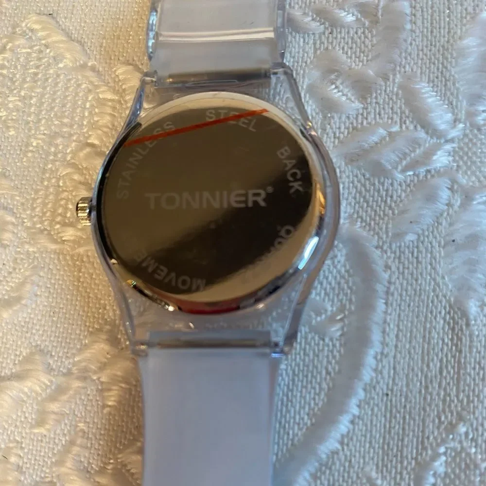 🛍Women’s Tonnier Stainless Steel Quartz Watch